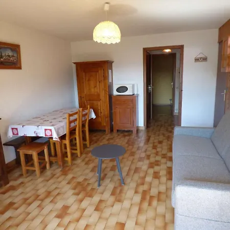 Convivial Avec Cabine, Balcon, Proche Des Commodites - - Fr-1-458-117 *